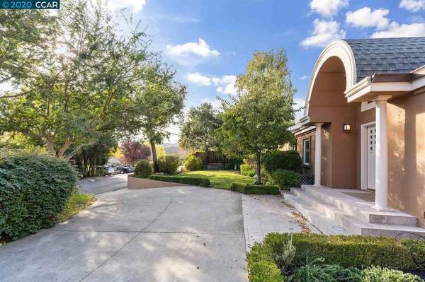 Orinda, CA 94563,153 Lombardy Ln