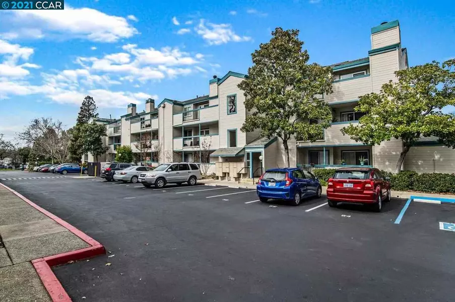 1420 Bel Air Dr #305, Concord, CA 94521