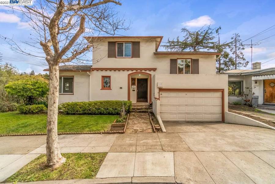 5885 Ocean View Dr, Oakland, CA 94618