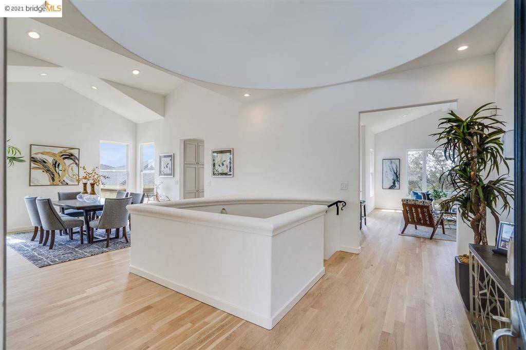Oakland, CA 94611,6737 Elverton Dr