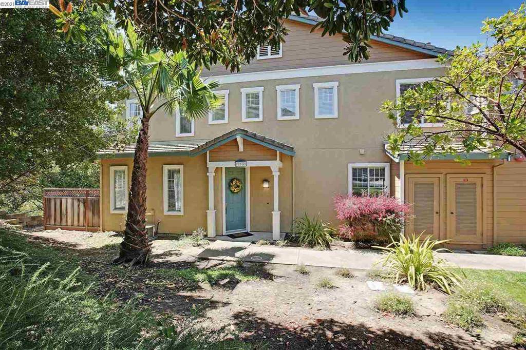 22589 Canyon Terrace Dr ##2, Castro Valley, CA 94552