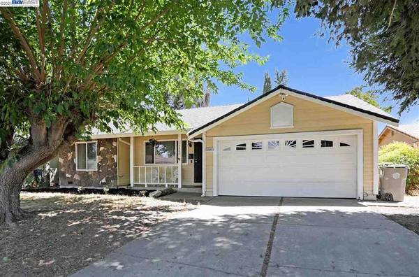 Sacramento, CA 95823,5880 Hollyhurst Way