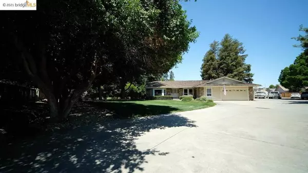 Oakley, CA 94561,106 Old Oak