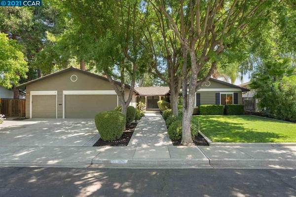 Walnut Creek, CA 94598,525 Banyan Cir