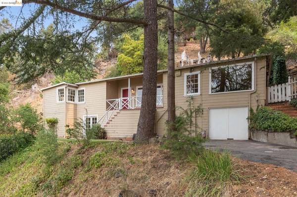 462 Capricorn Avenue, Oakland, CA 94611