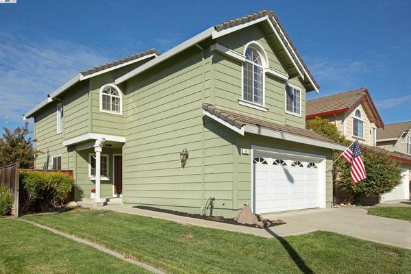 902 Bellflower St, Livermore, CA 94551