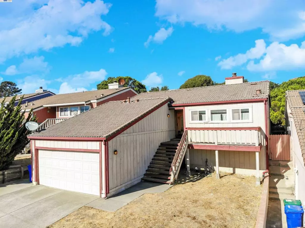 Richmond, CA 94803,4075 Mozart Dr