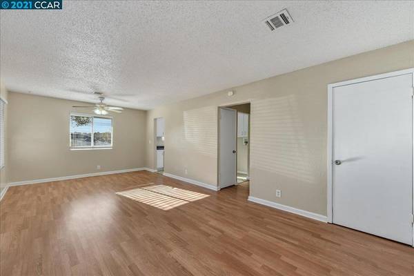 Vallejo, CA 94589,464 Corcoran Ave #1