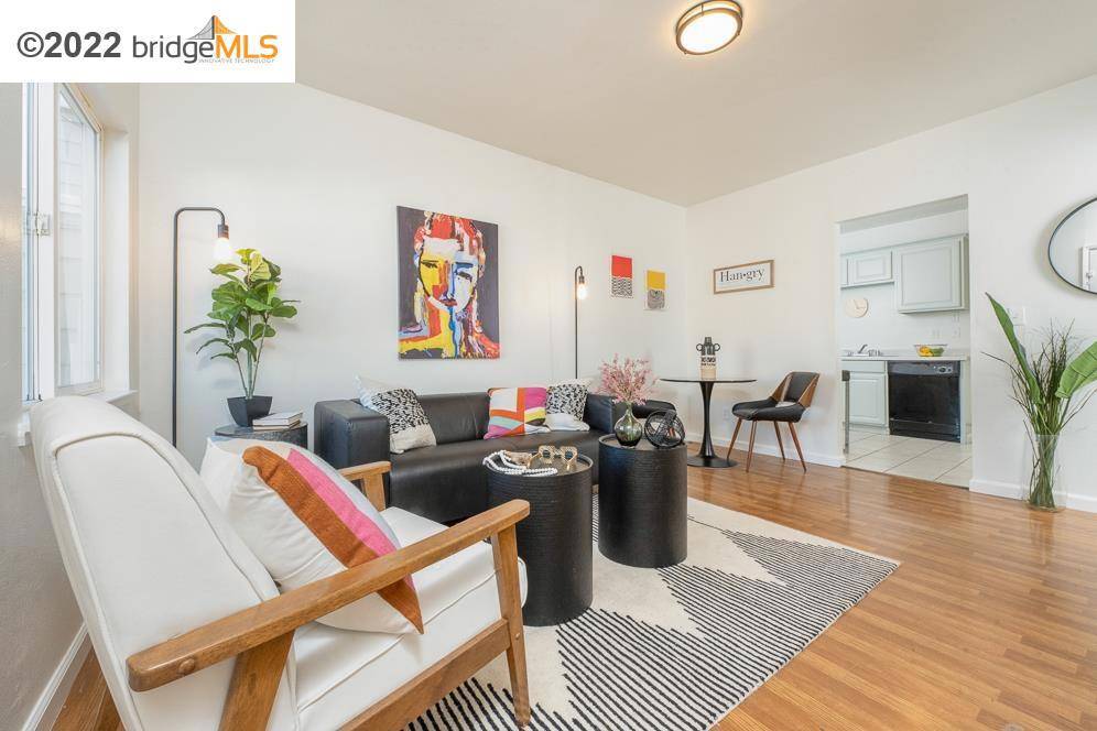 Oakland, CA 94605,5823 Kingsley Cir