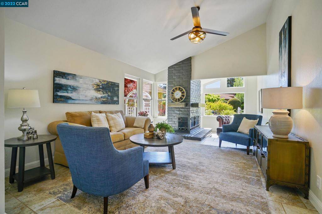 Pleasant Hill, CA 94523-1208,18 Jib Court