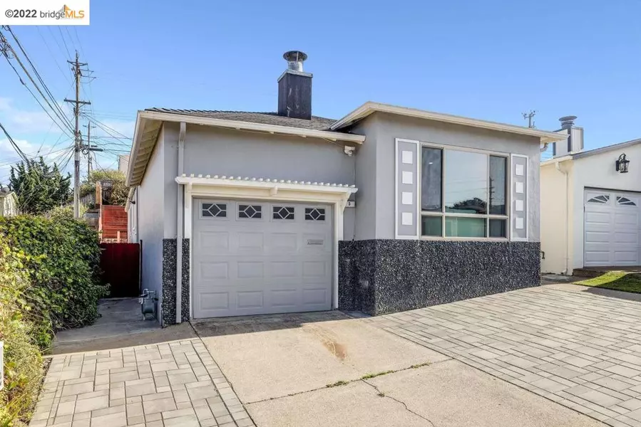 3 Grandview Ave, Daly City, CA 94015