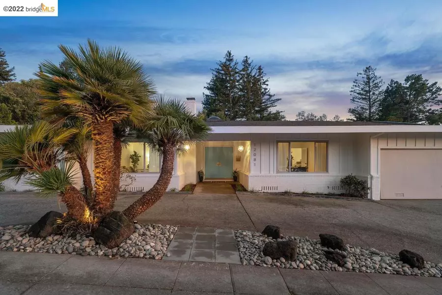 12081 Tartan Way, Oakland, CA 94619