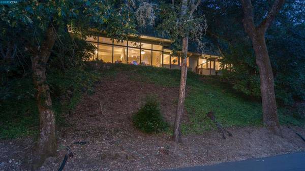 Orinda, CA 94563,41 Tarry Ln