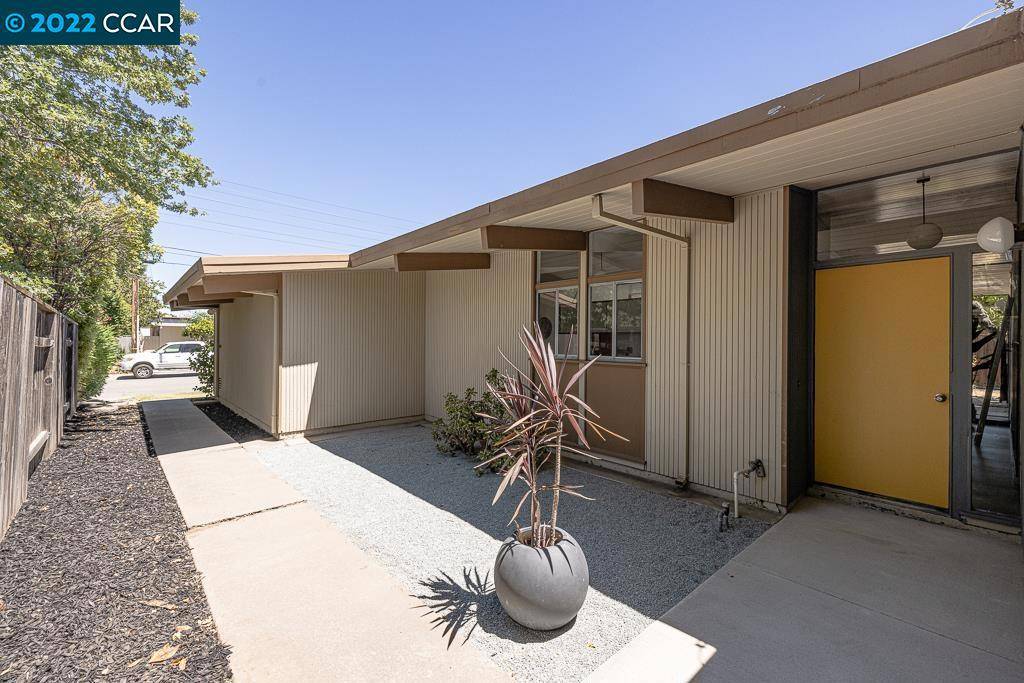 Walnut Creek, CA 94598,211 Los Cerros Ave
