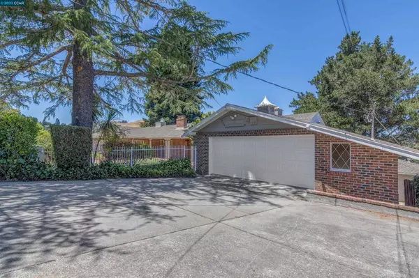 Orinda, CA 94563,43 Overhill Rd