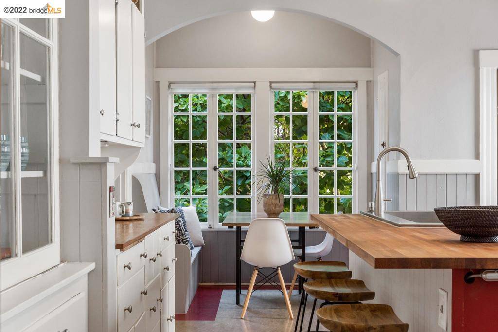 Oakland, CA 94610-4924,411 Bellevue Avenue
