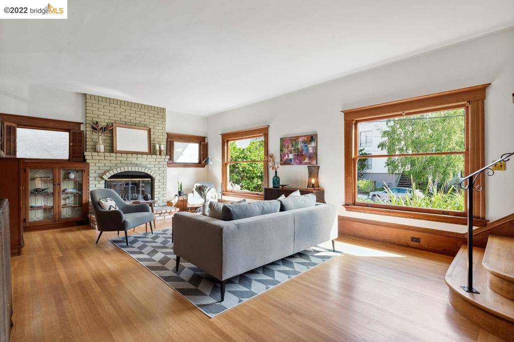 Oakland, CA 94610-4924,411 Bellevue Avenue