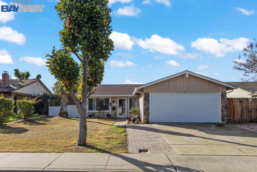 787 Debra St, Livermore, CA 94550