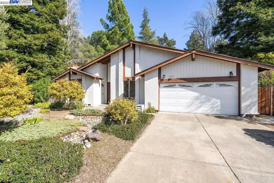 5517 Rothman Ct, Castro Valley, CA 94552