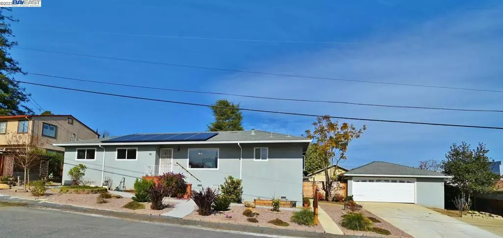 Castro Valley, CA 94546,2576 La Don Ct