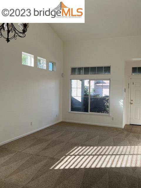 Sacramento, CA 95835,5408 Buckwood Way