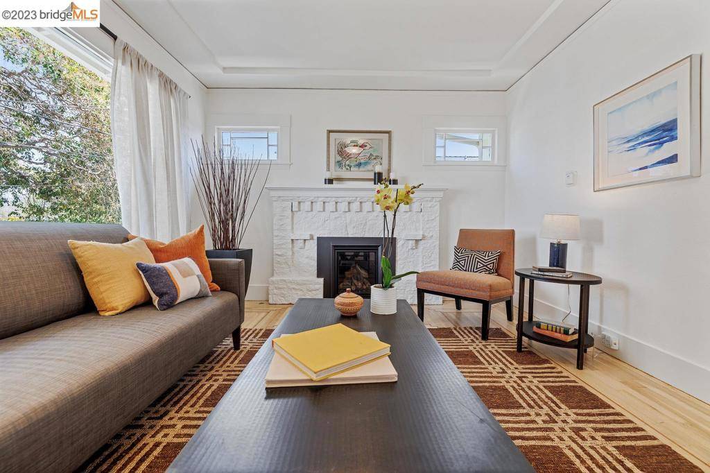 Berkeley, CA 94702,1256 Russell St