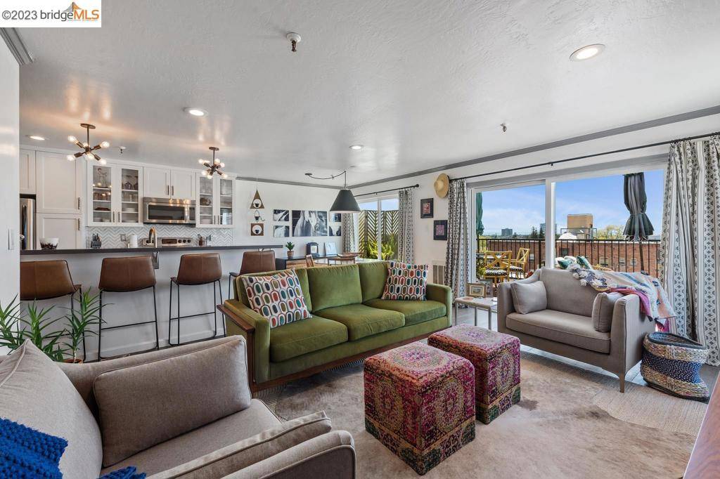 Oakland, CA 94610,325 Lenox Ave #502