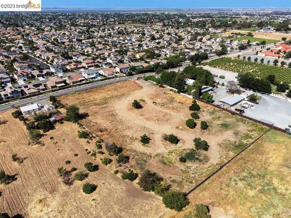 Oakley, CA 94561,1883 Carpenter Rd