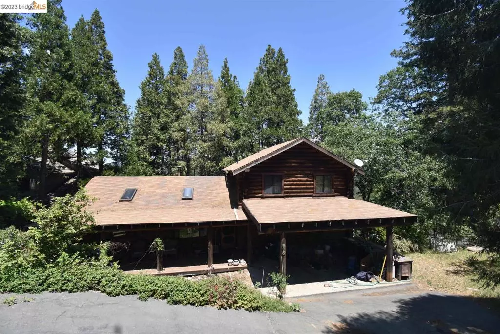 Murphys, CA 95247,875 Larkspur Ln