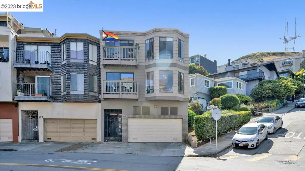 San Francisco, CA 94131,902 Corbett Ave #1