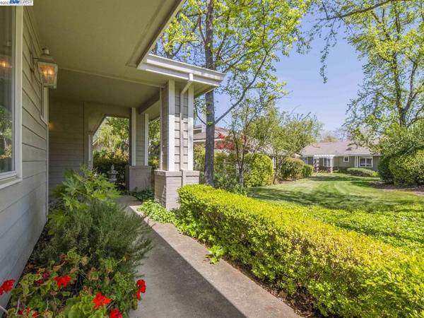 Pleasanton, CA 94588,7906 Winged Foot Ct