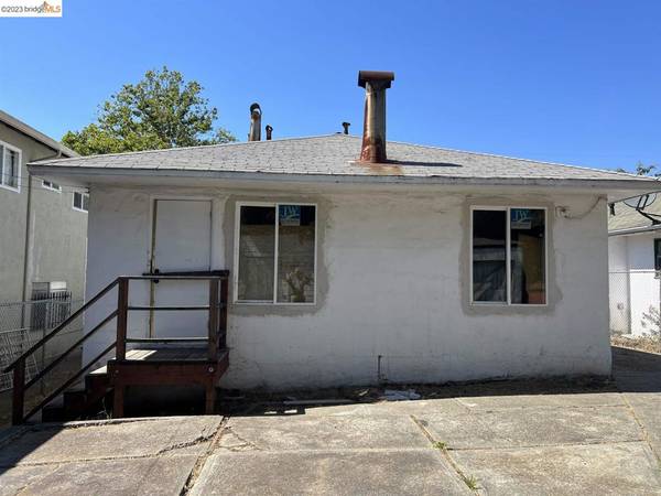 Oakland, CA 94605,2222 85Th Ave