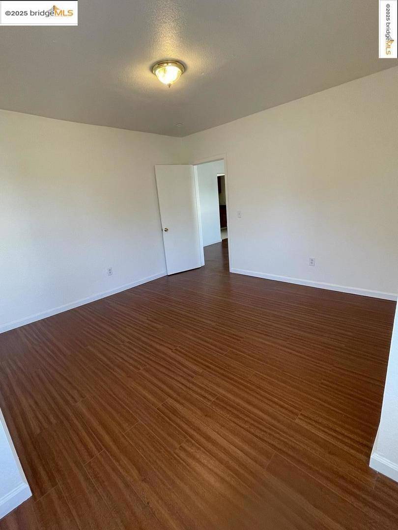 Oakland, CA 94607,2740 Myrtle ST #2740