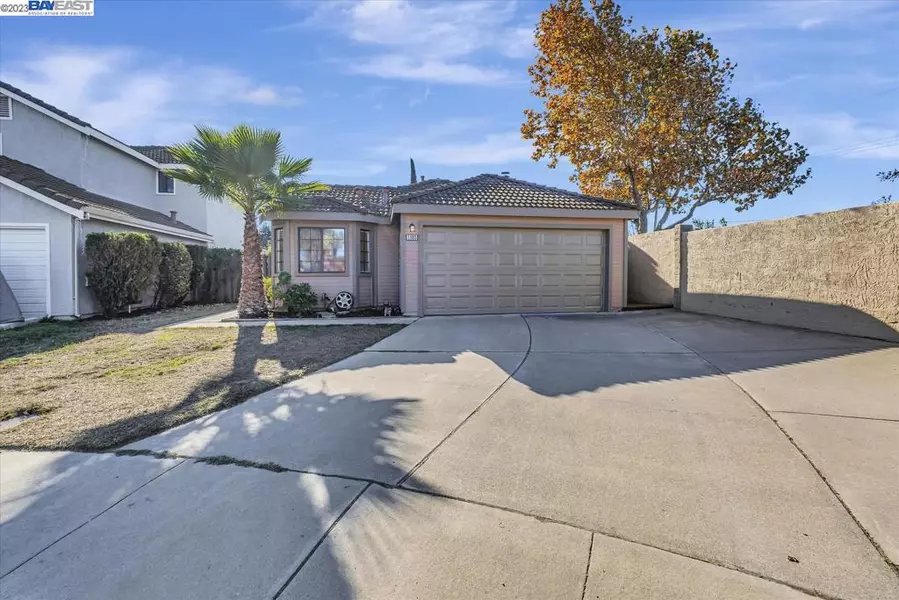 1985 Santa Fe St, Oakley, CA 94561