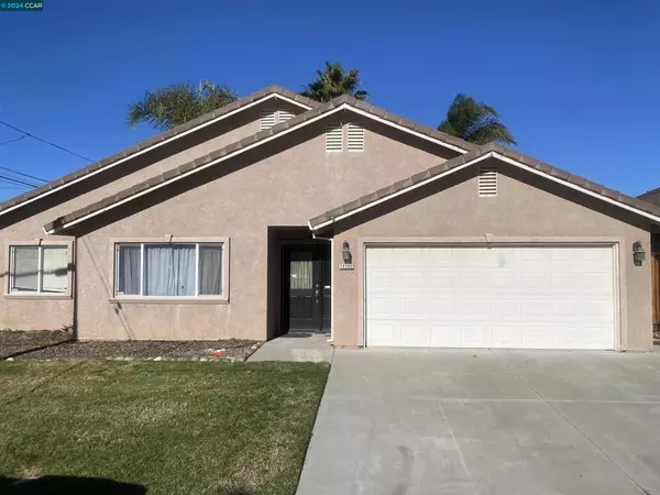 12205 Pecan Ave, Waterford, CA 95386-9479