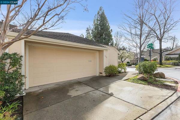 Walnut Creek, CA 94598,1541 Pyrenees Pl