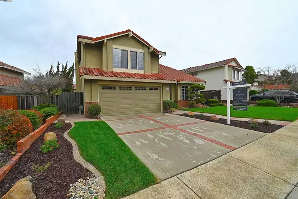 19560 Mount Jasper Dr, Castro Valley, CA 94552