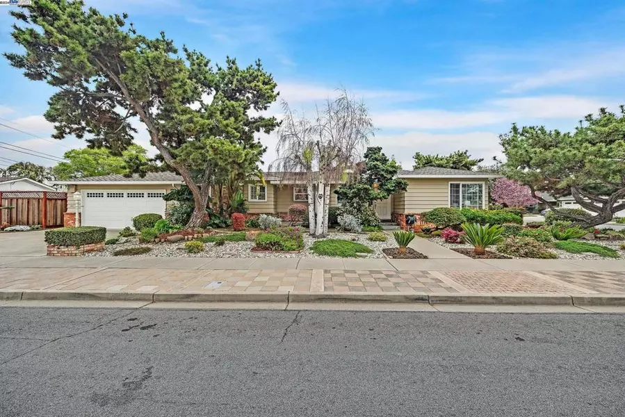 4420 Faulkner Dr, Fremont, CA 94536