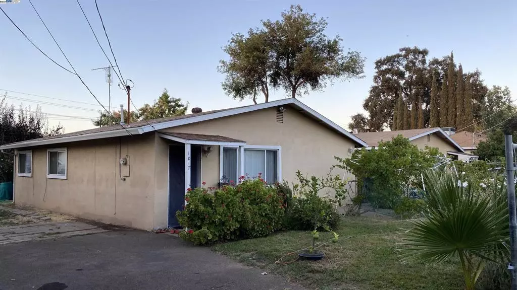 Sacramento, CA 95838,1017 Silvano St