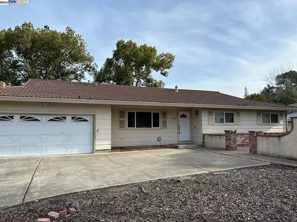 3795 Cowell Rd, Concord, CA 94518