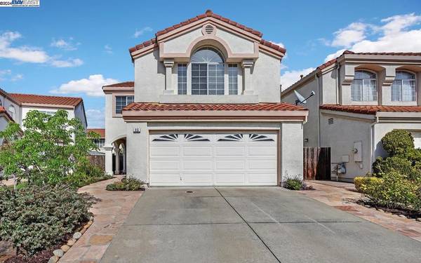 95 Meadowland Dr, Milpitas, CA 95035