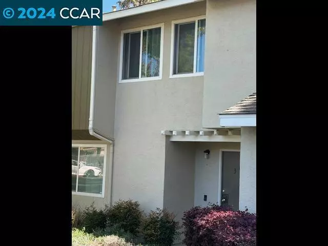 303 Eldridge Ave, Vacaville, CA 95688