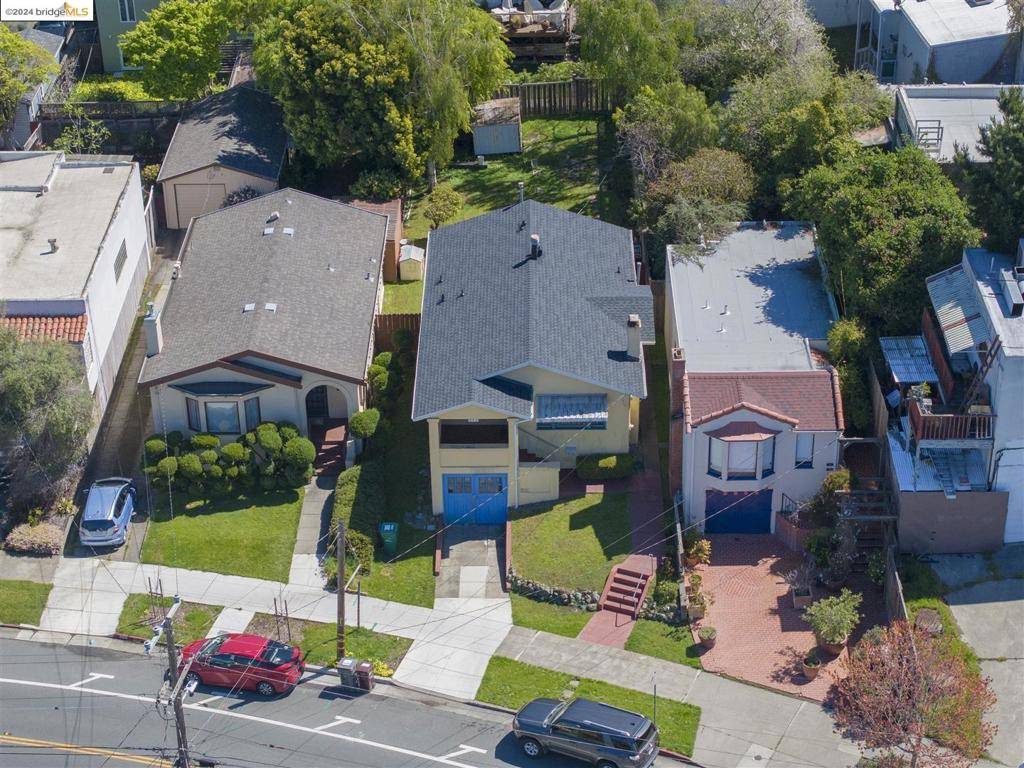 Albany, CA 94706,843 Santa Fe Ave