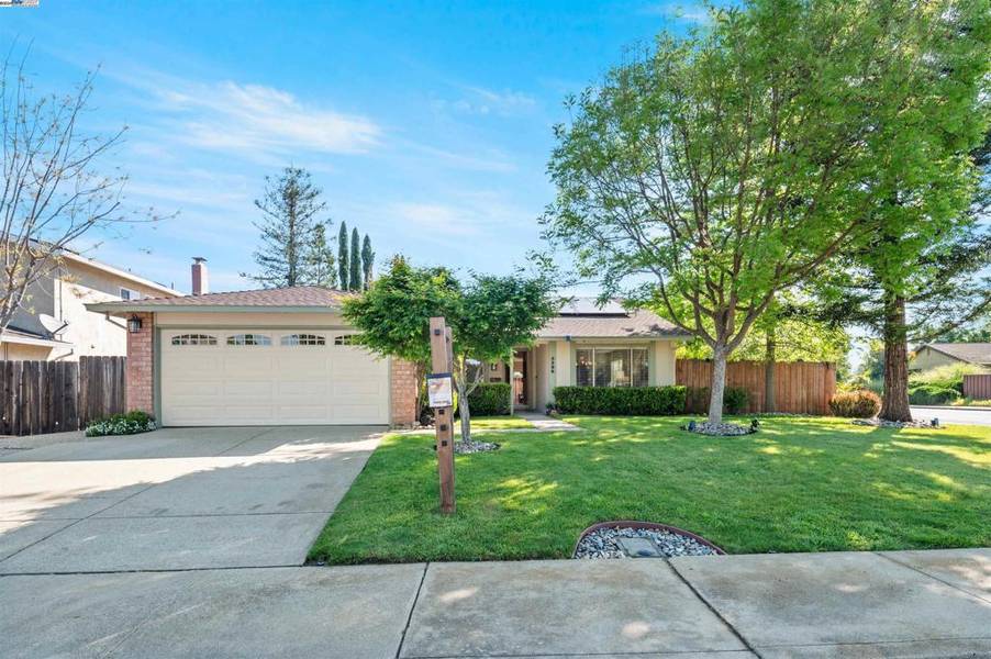 5296 Theresa Way, Livermore, CA 94550-2341