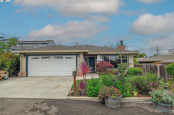 2594 Stanton Hill Rd, Castro Valley, CA 94546