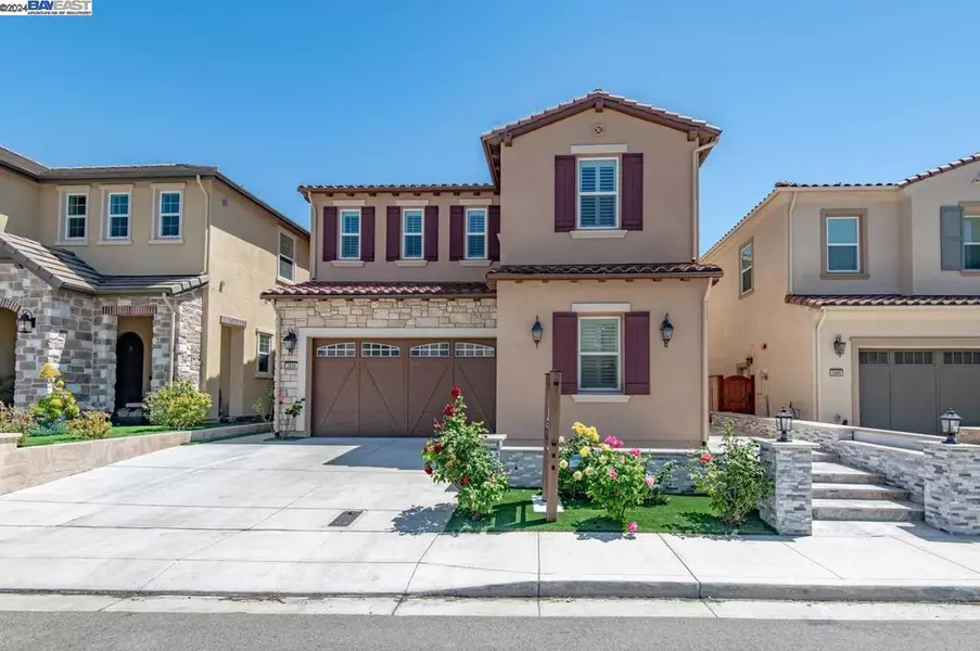 2858 Cathedral Rock Way, Dublin, CA 94568