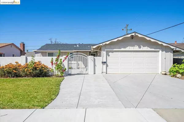 Salinas, CA 93901,752 W Acacia St