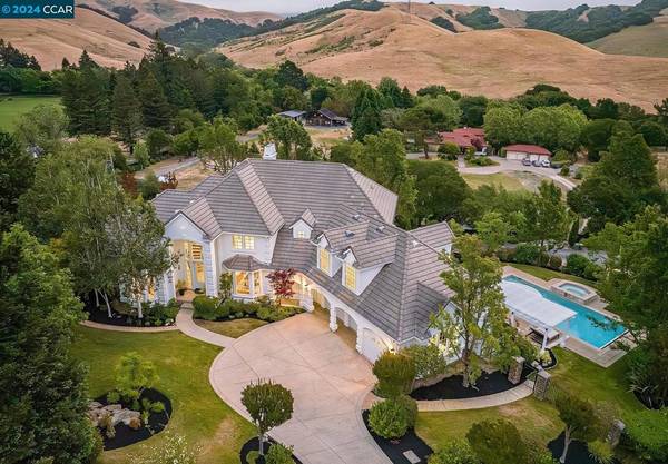 4 Quail Crossing, Moraga, CA 94556