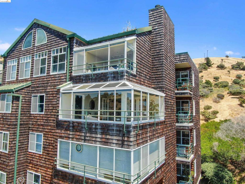 1200 Brickyard Way #316, Richmond, CA 94801-4147