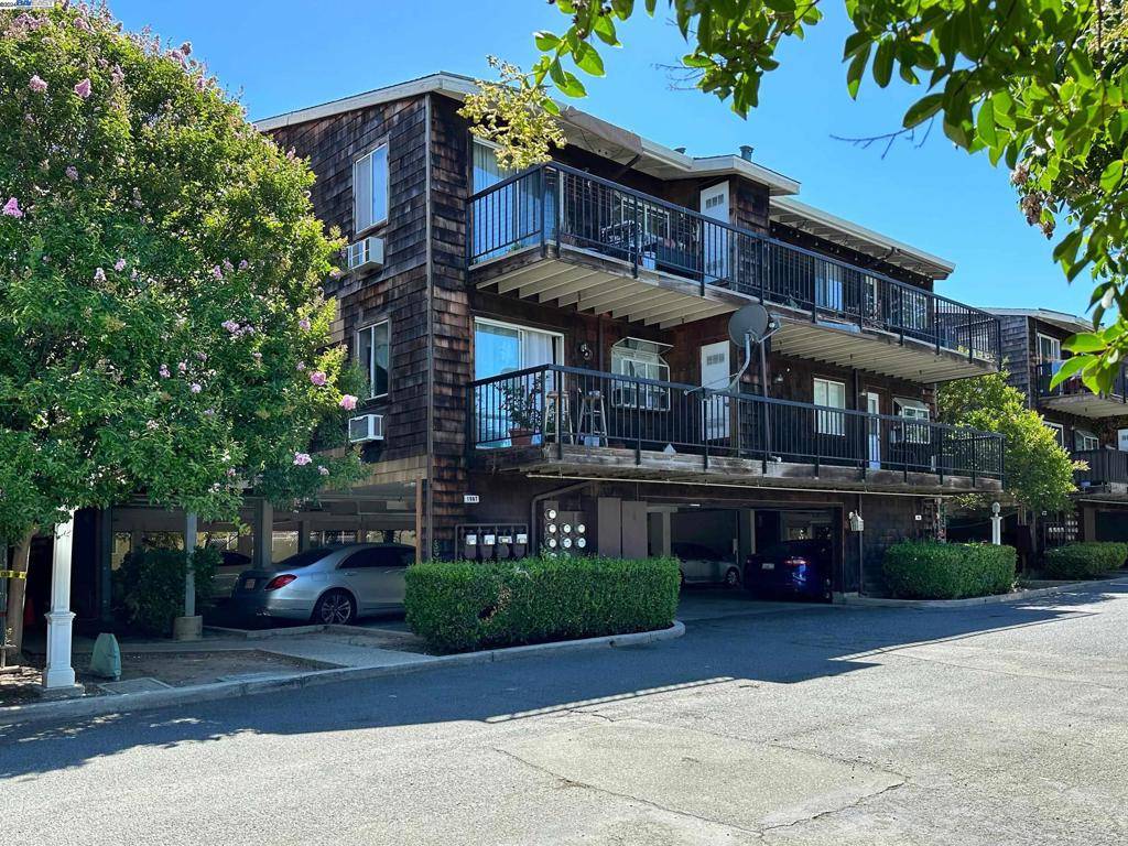 1967 Bonifacio St #7, Concord, CA 94520